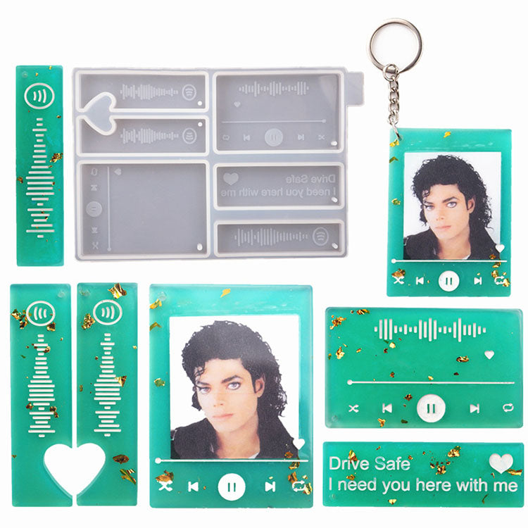 Music Player Love Keychain Silicone Mould